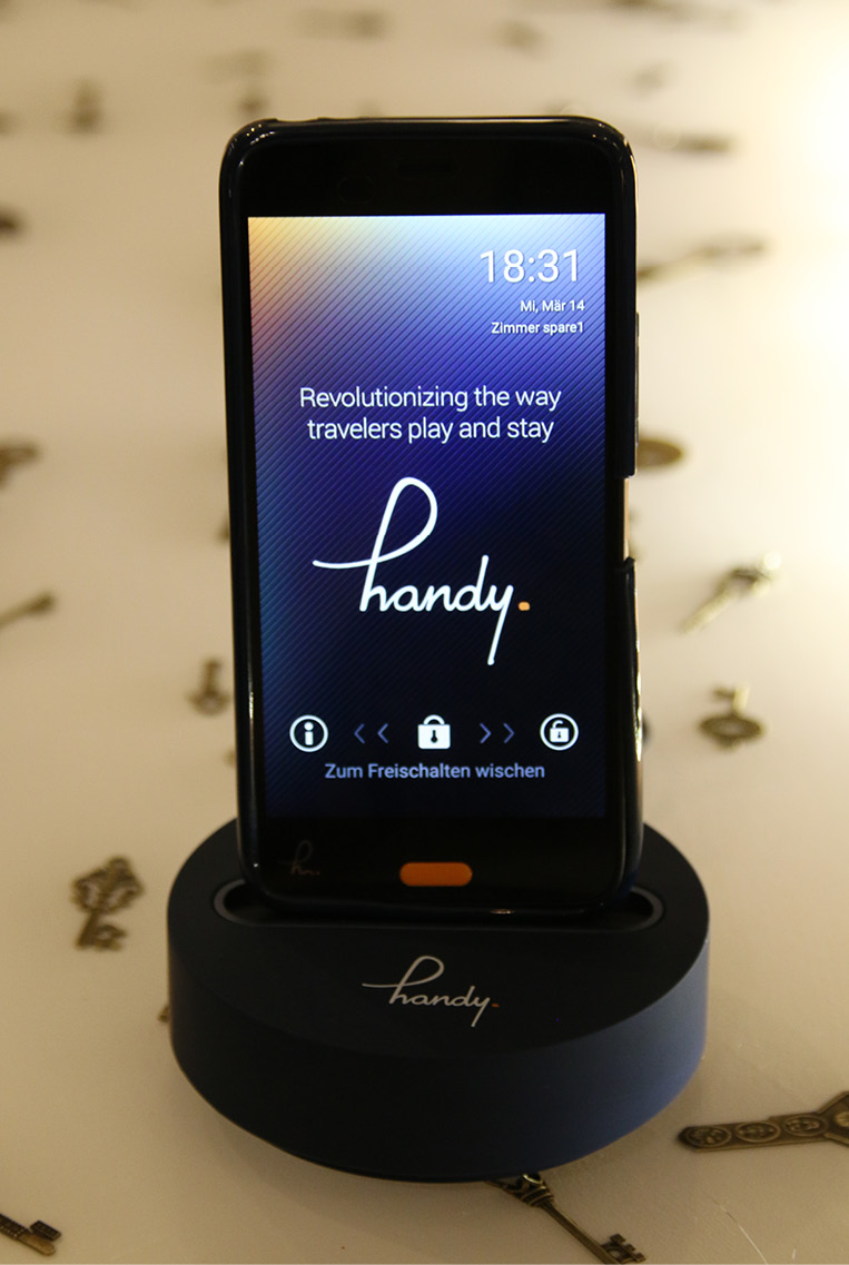 hotel_service_handy_ret hotel_service_handy_ret